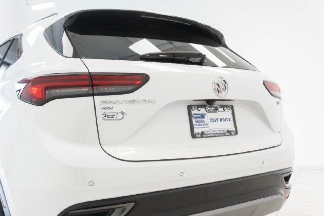 Used 2023 White Buick Preferred image 9
