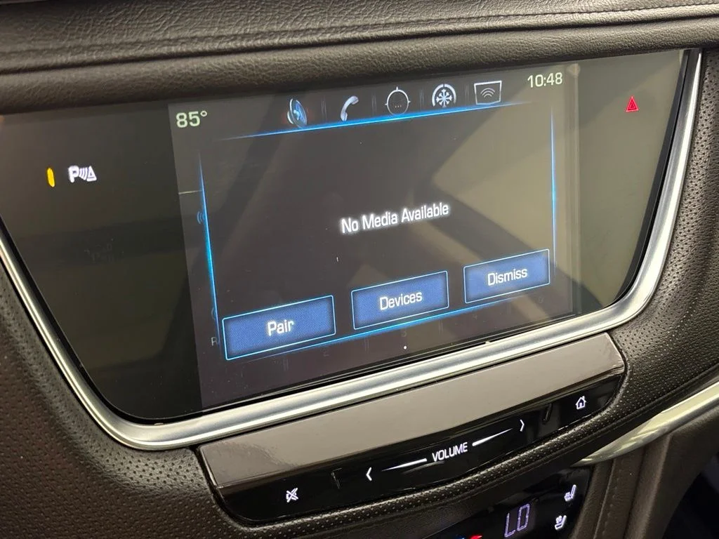 Used 2018 Silver Cadillac Premium Luxury image 44