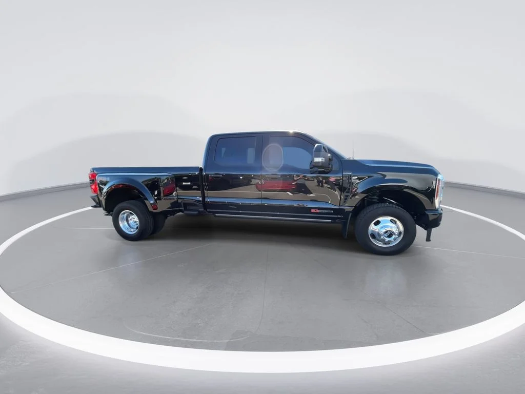 Used 2026 Black Ford Platinum image 9