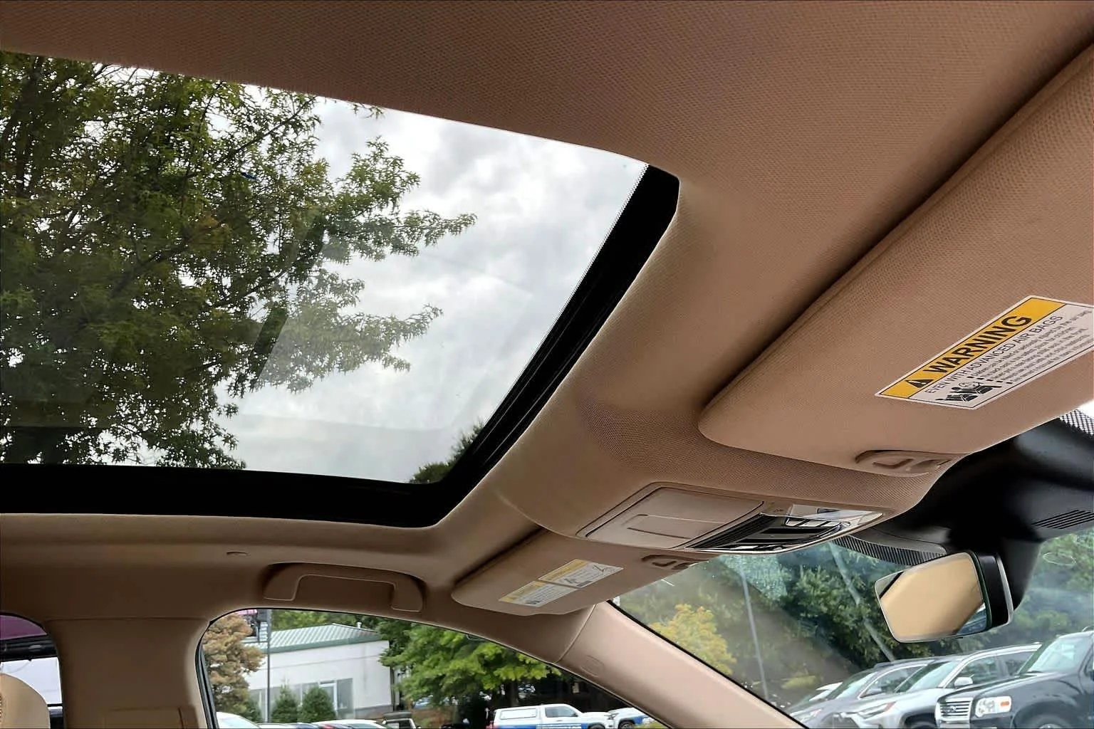 Used 2020 Platinum White Pearl Acura  image 14
