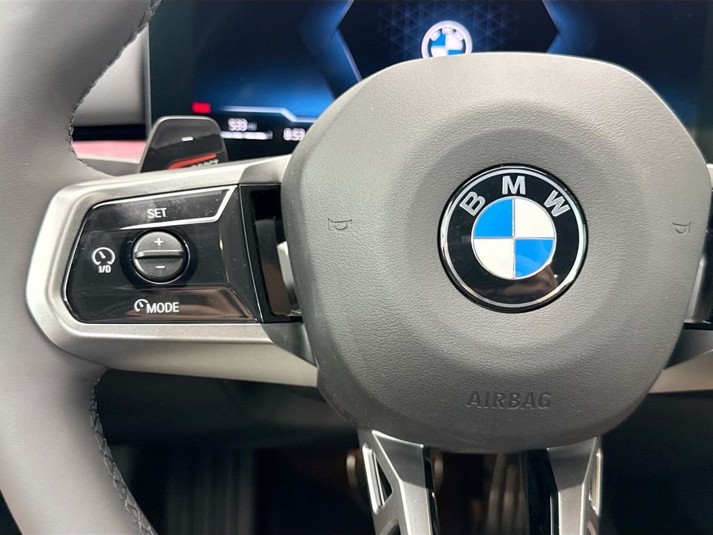 Used 2027 Black Sapphire Metallic BMW 530i image 12