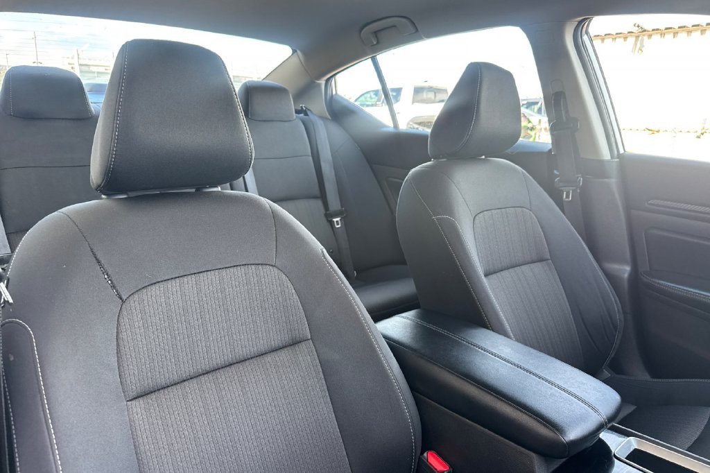 Used 2024 Silver Nissan 2.5 SV image 20