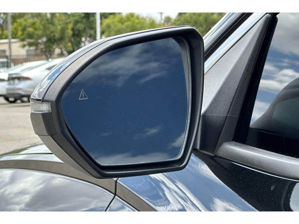 Used 2022 Phantom Black Hyundai SEL image 56