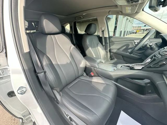 Used 2024 White Acura Base image 26