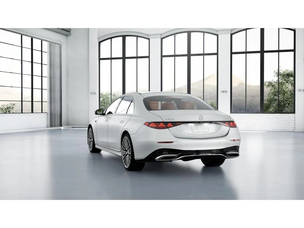 New 2027 White Mercedes-Benz S 580 image 27