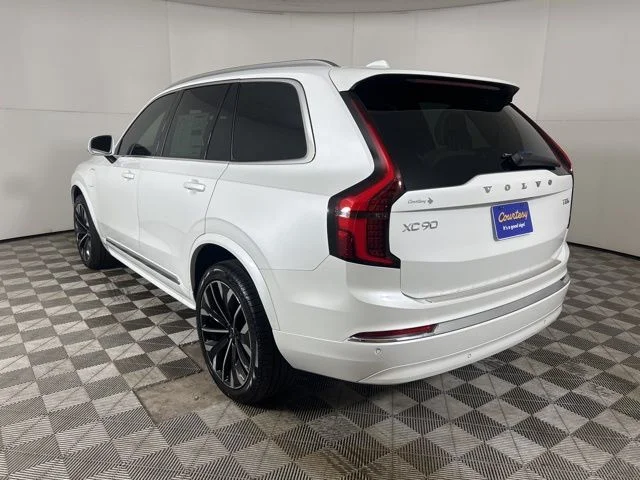 2025 Volvo XC90 Core - Photo 6