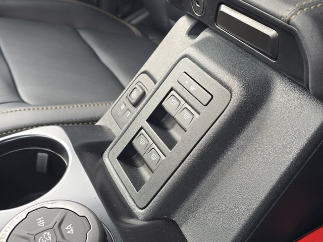 New 2026 Avalanche Gray Ford Badlands® image 25
