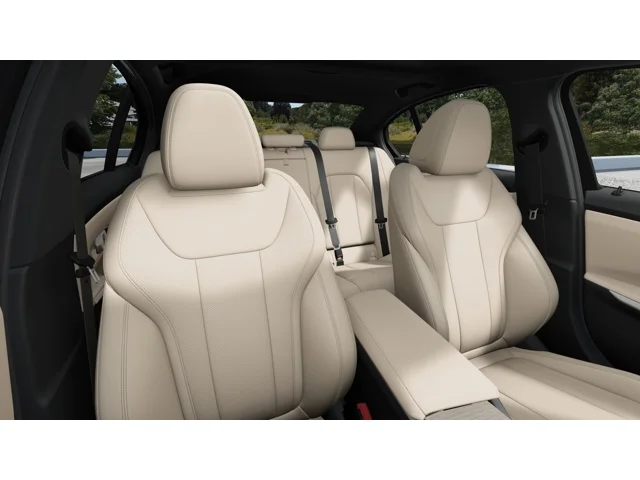 New 2026 Arctic Race Blue metallic BMW 330i NA image 11