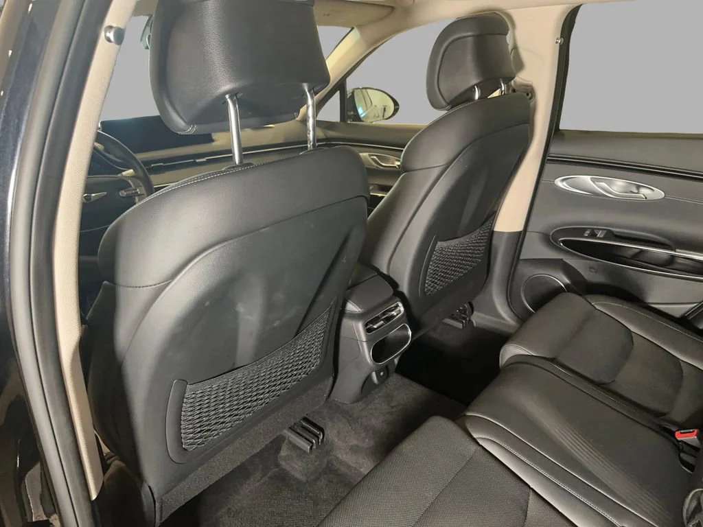 2025 GENESIS GV70 Standard - Photo 15