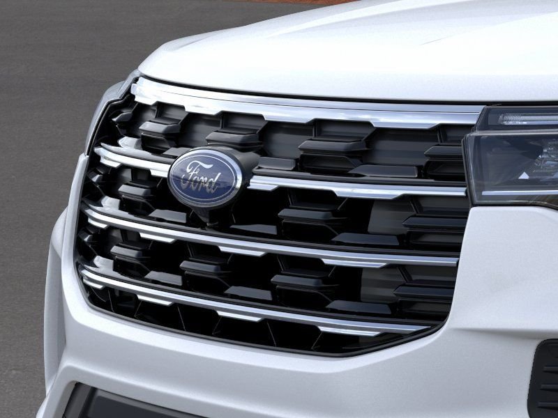 Used 2026 Star White Metallic Tri-Coat Ford Active image 17