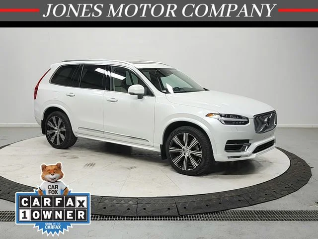 2022 Volvo XC90 T6 Inscription 6 Passenger AWD's photo