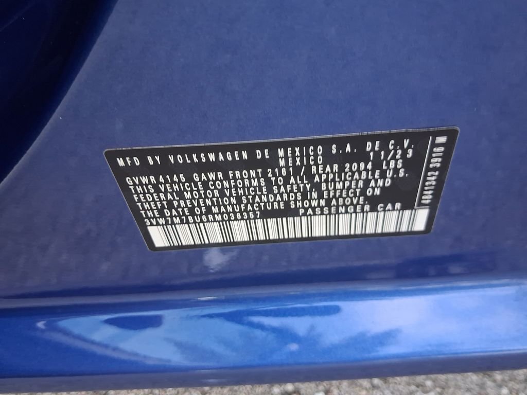 Used 2024 Blue Volkswagen 1.5T SE image 27