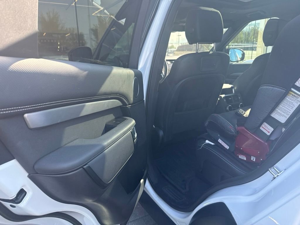 Used 2023 Fuji White Land Rover S R-Dynamic image 18