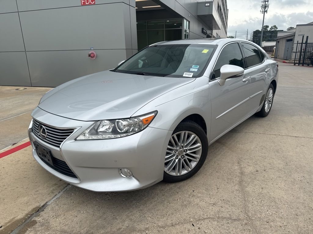 2013 Lexus ES 350's photo