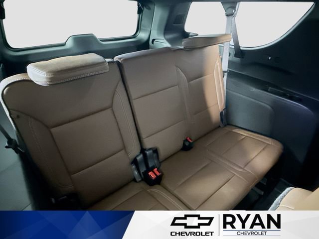 2026 Chevrolet Suburban High Country - Photo 30
