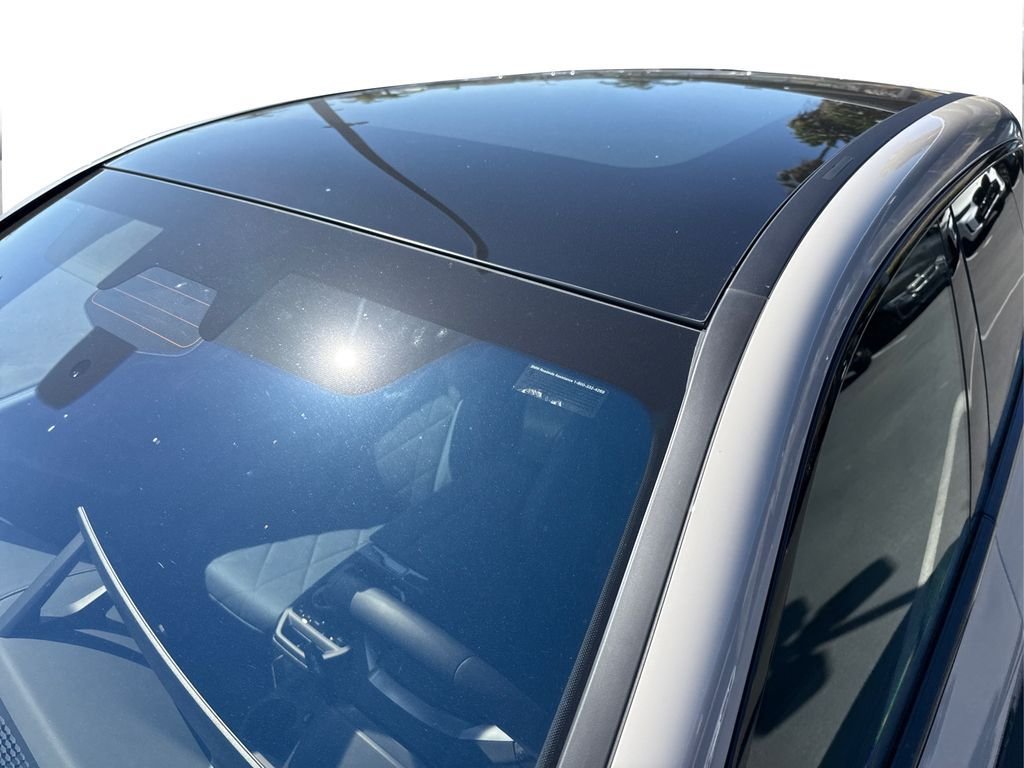 2026 BMW iX 60 - Photo 12