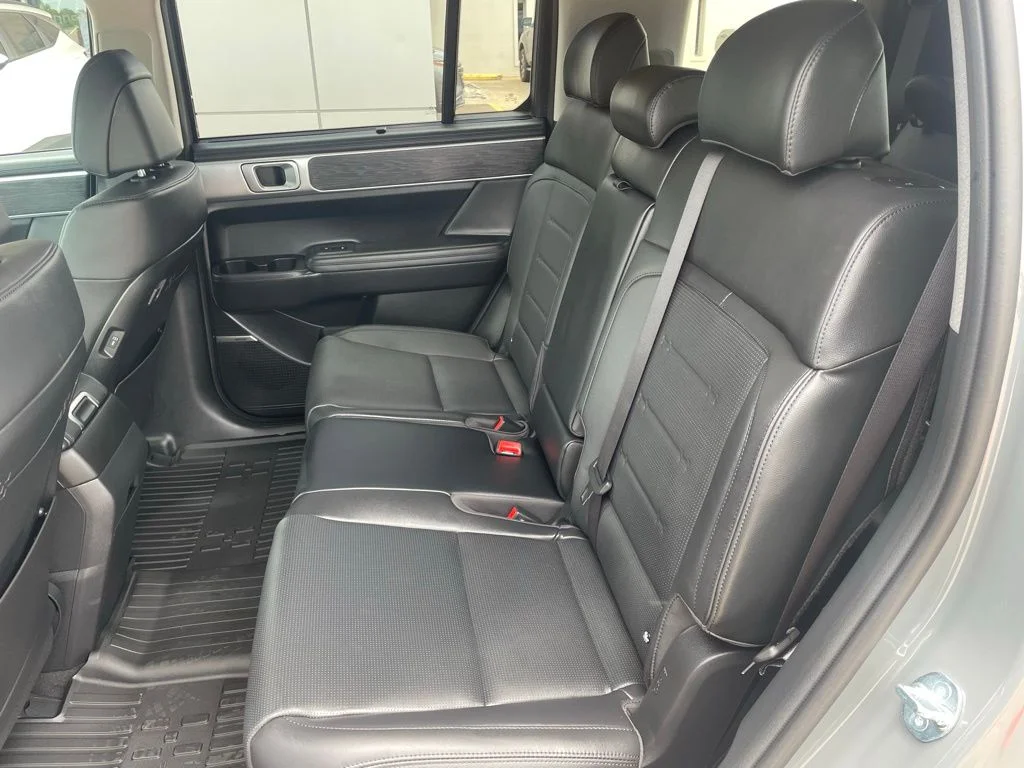 Used 2025 Gray Hyundai Limited image 13