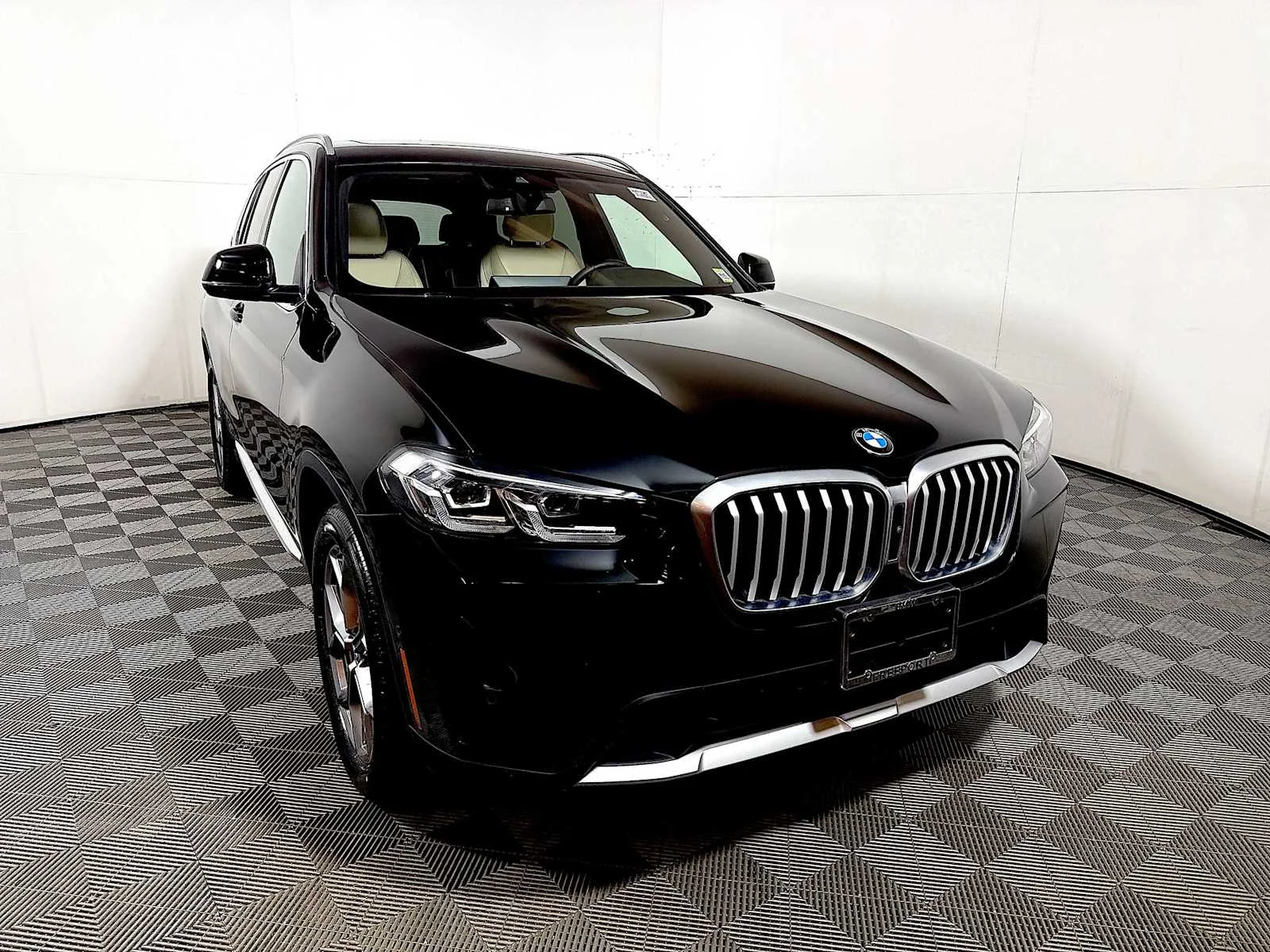 Certified Used 2023 Jet Black BMW xDrive30i image 2