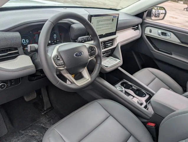 New 2026 Star White Metallic Tri-Coat Ford Active image 20