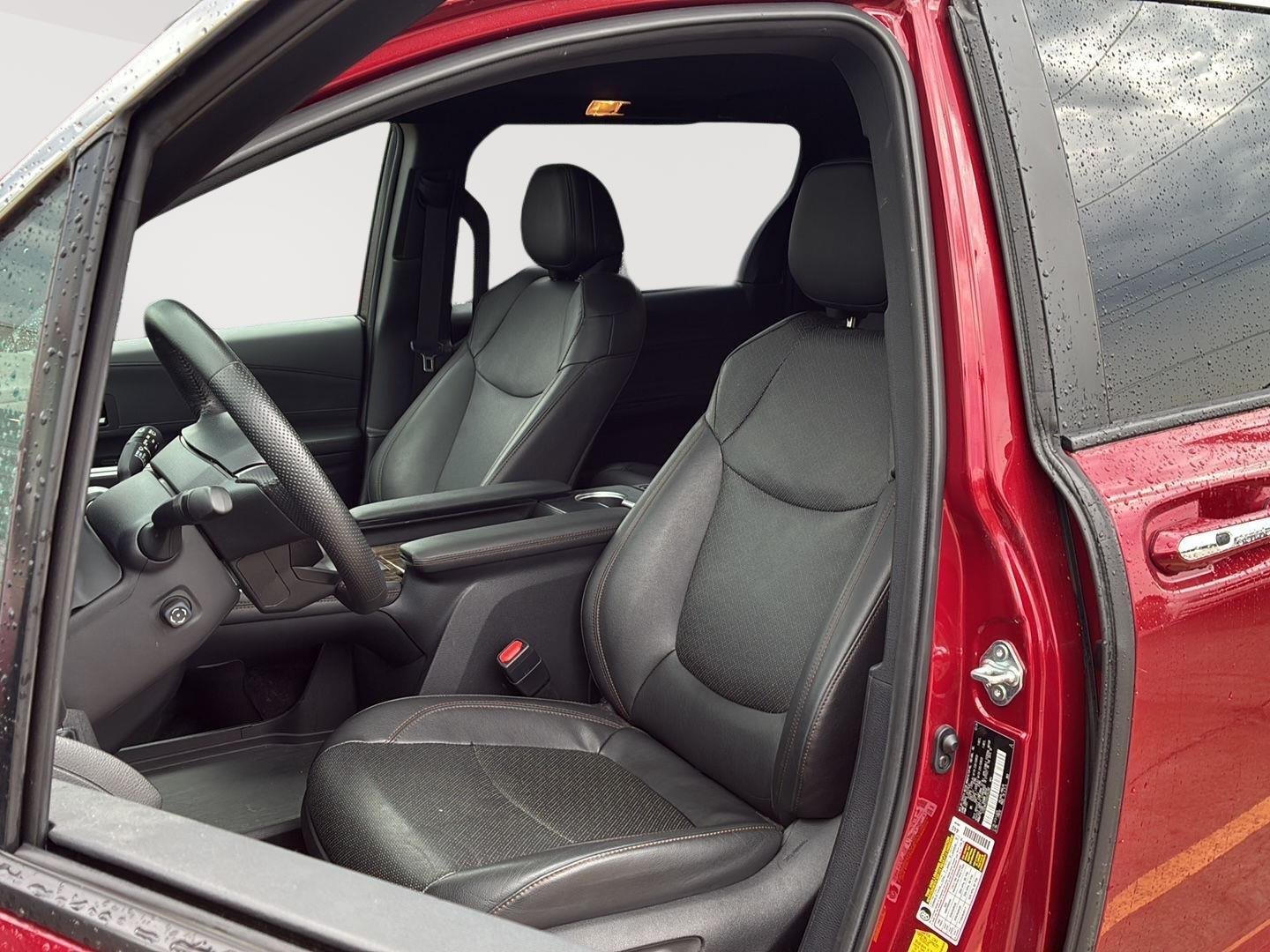 Used 2025 Ruby Flare Pearl Toyota Platinum 7-Passenger image 3