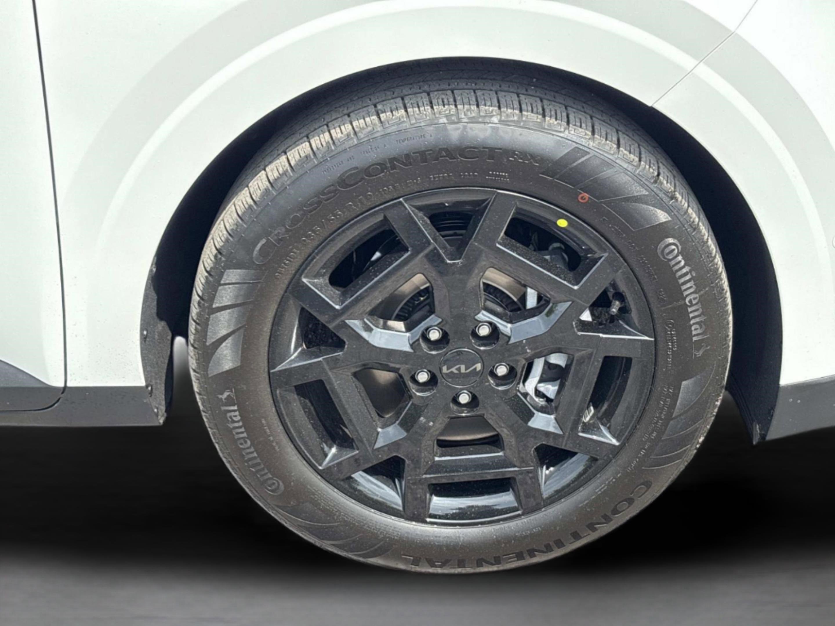New 2026 Snow White Pearl Kia SX Prestige image 30