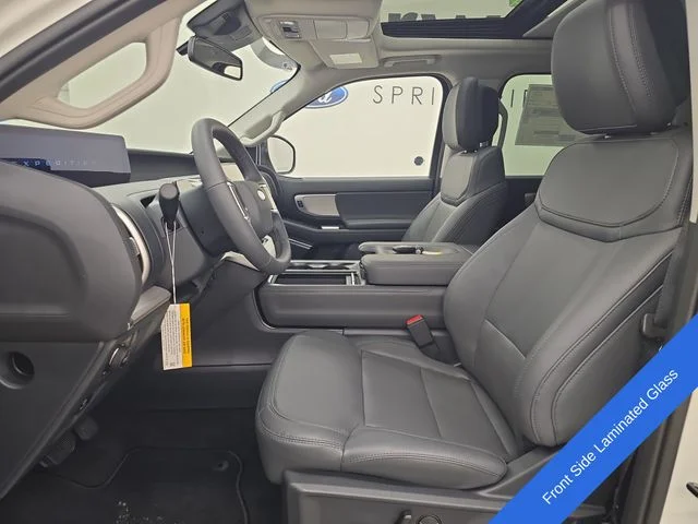 New 2027 Star White Metallic Tri-Coat Ford Active image 27