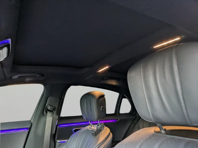 Used 2022 Black Mercedes-Benz S 500 image 22