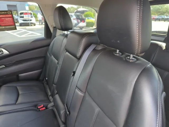 Used 2019 Brown Nissan SL image 30