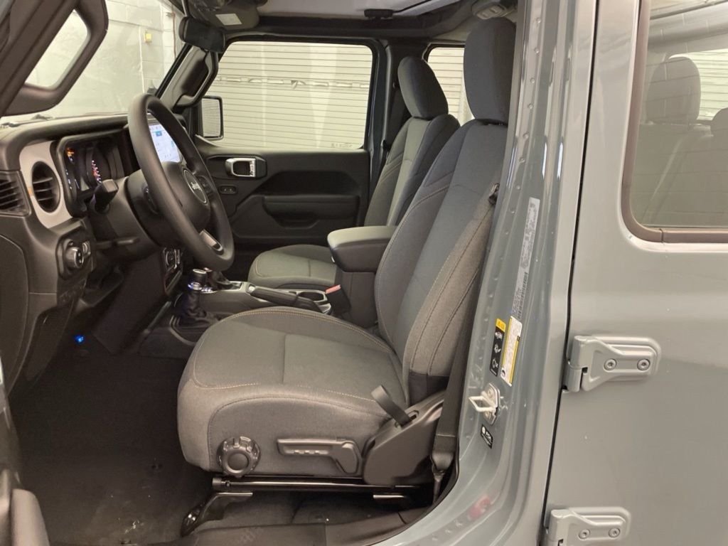 New 2026 Anvil Clear-Coat Exterior Paint Jeep Sport image 14