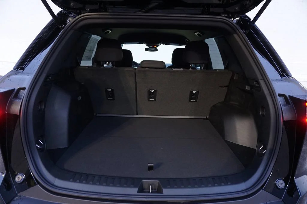 2027 Chevrolet Equinox LT - Photo 23