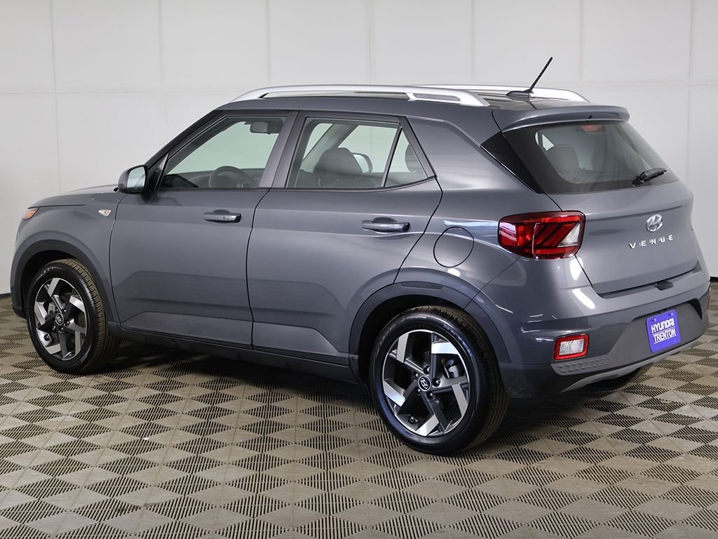 2026 Hyundai Venue SEL - Photo 8