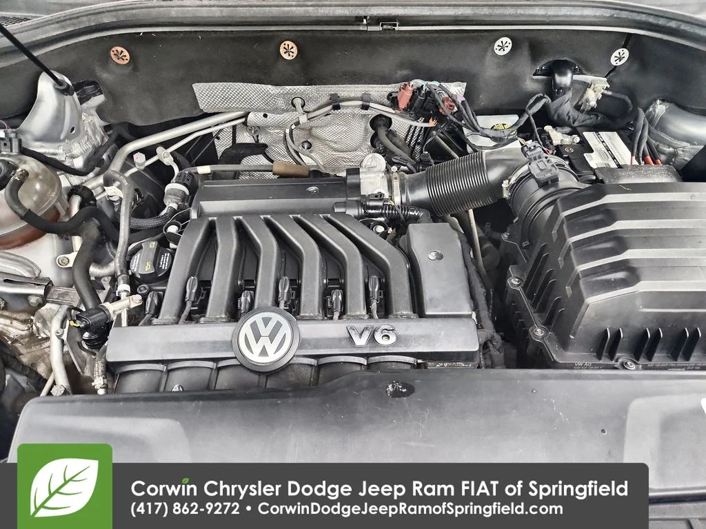 Used 2019  Volkswagen SEL image 35