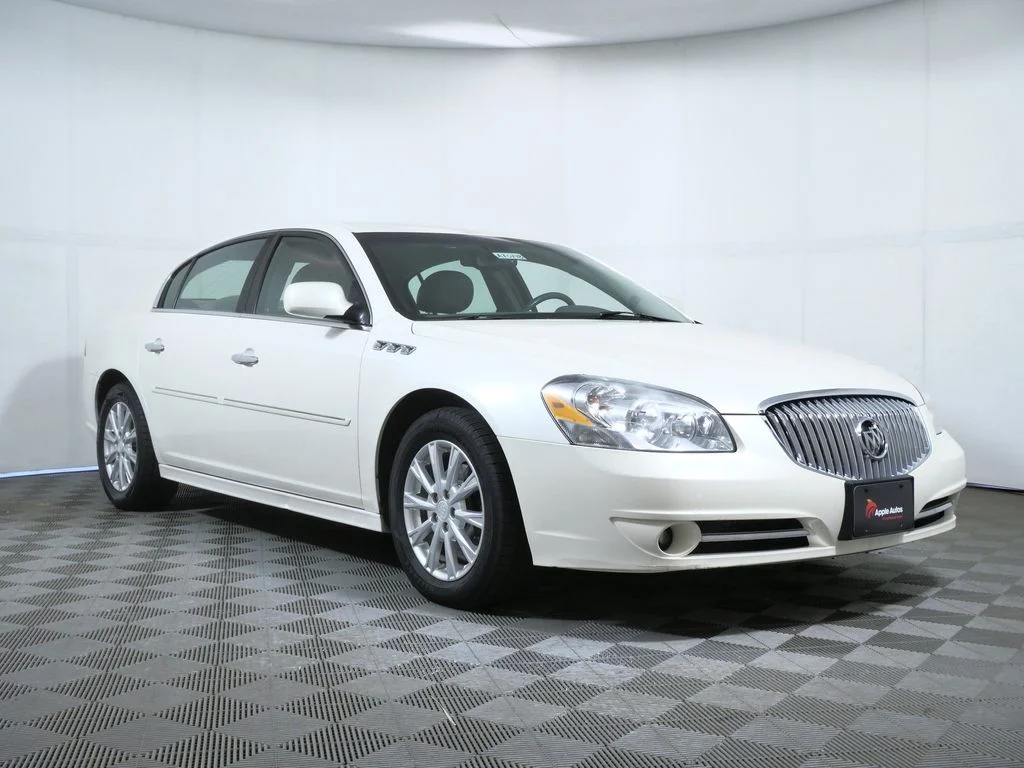 Used 2011 White Buick CXL image 1