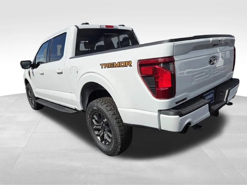 New 2026 Oxford White Ford Tremor® image 4