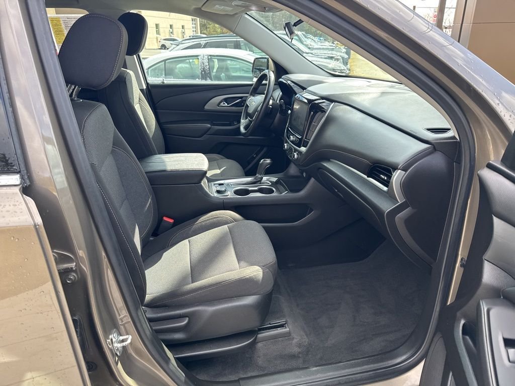 2020 Chevrolet Traverse 1LT - Photo 36