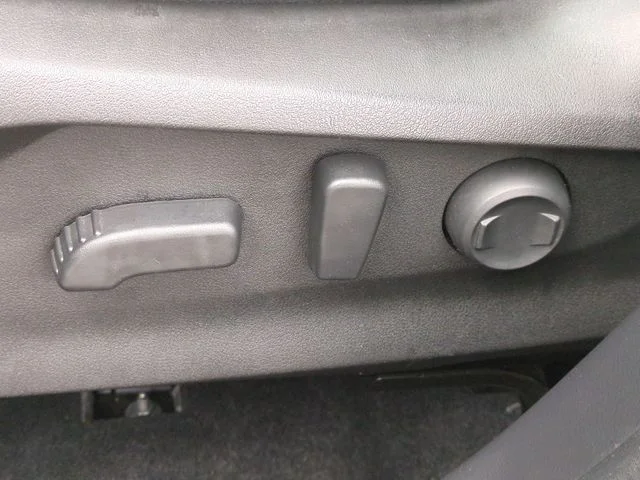 Used 2022 Brown Subaru Touring image 17