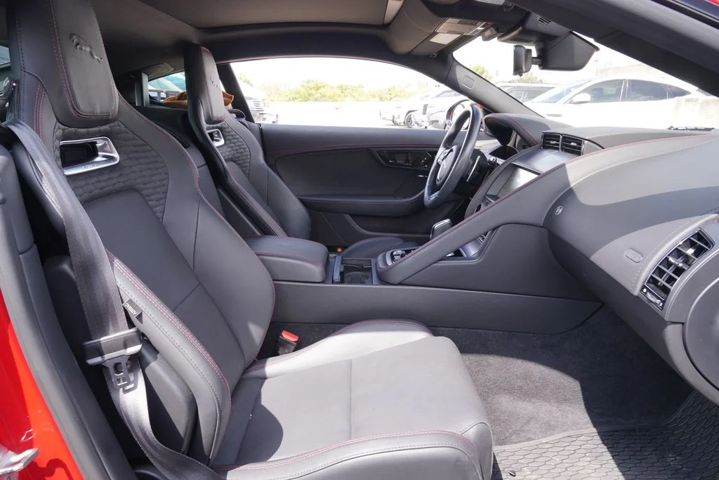 Used 2023 Red Jaguar P450 image 31