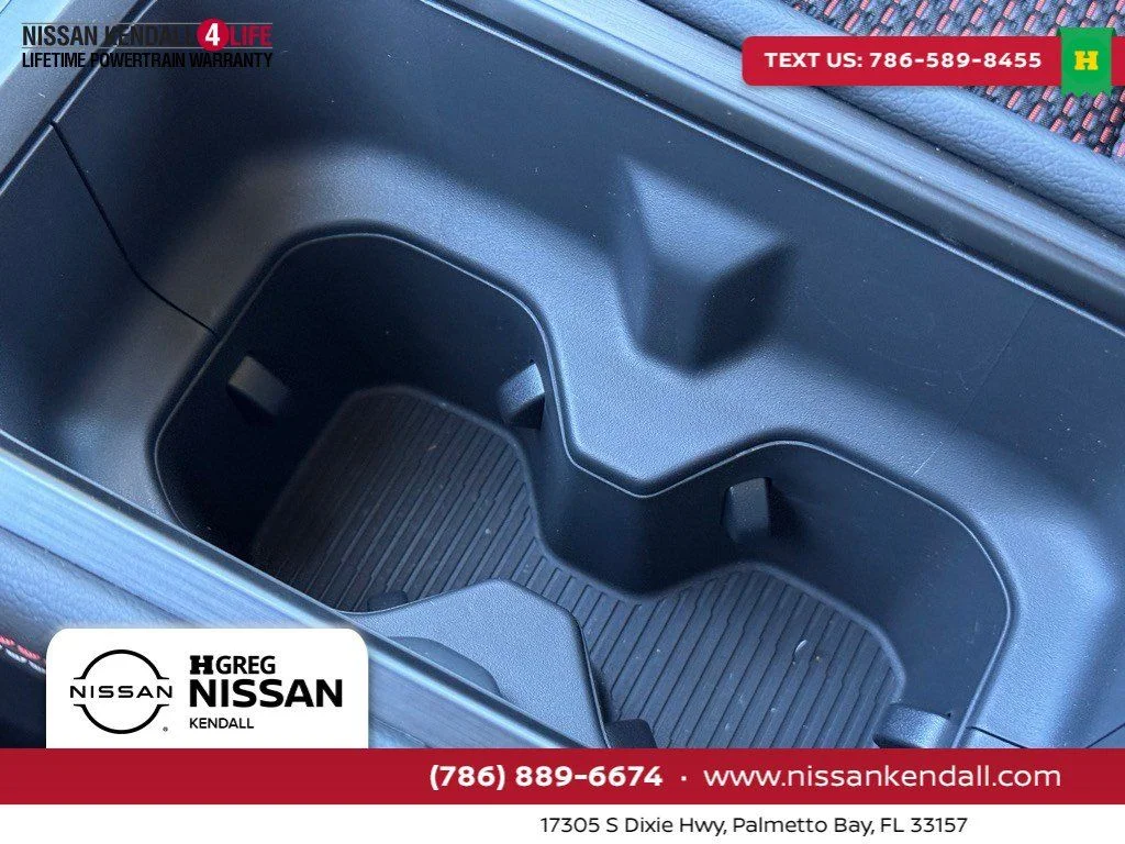 New 2026 Gun Metallic / Scarlet Ember Tintcoat Two-tone Nissan SR image 24