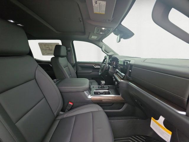 New 2026 Summit White Chevrolet RST image 16