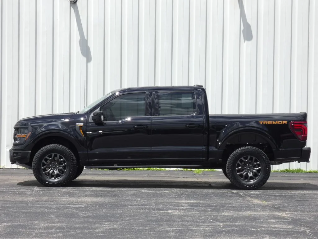 Used 2025 Black Ford Tremor image 49