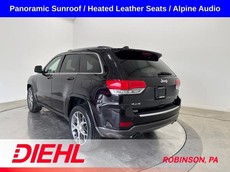 Used 2018 Red Jeep Limited image 5
