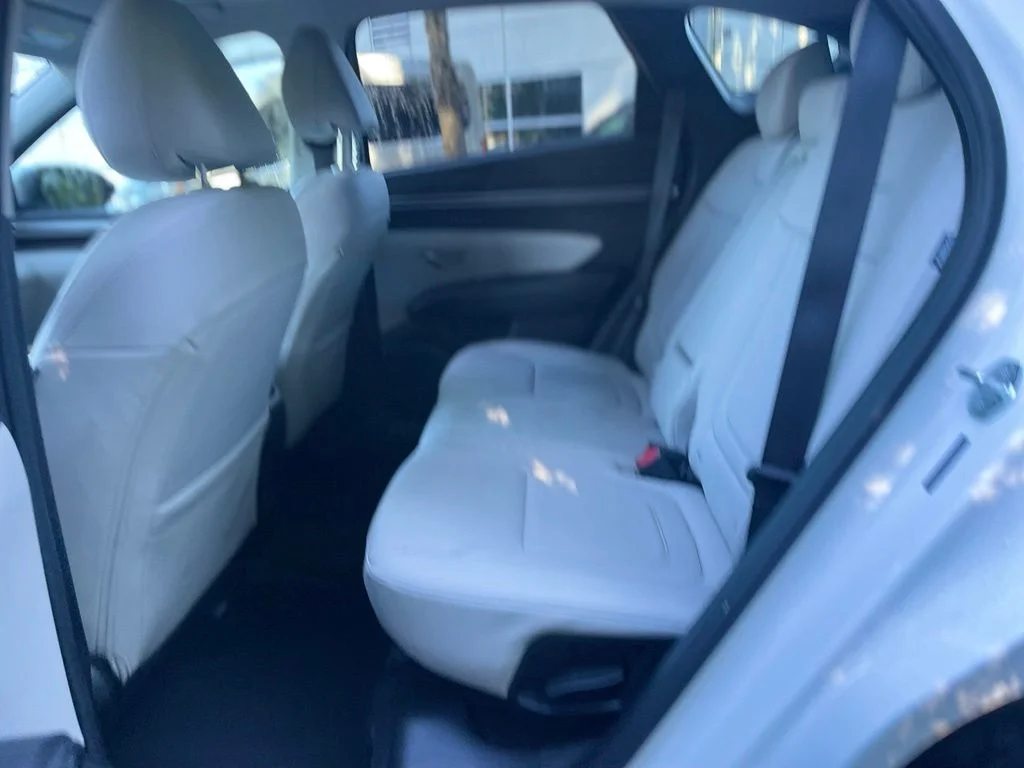 Used 2024 White Pearl Hyundai SEL image 17