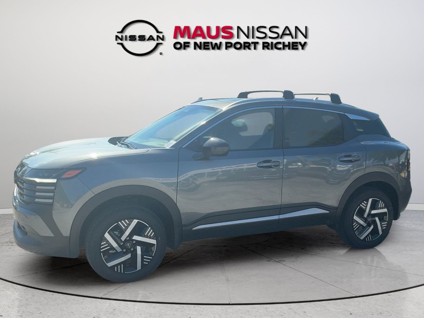 New 2027 Gray Nissan  image 5