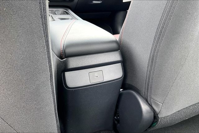 New 2026 Nissan Sentra SR 4D Sedan