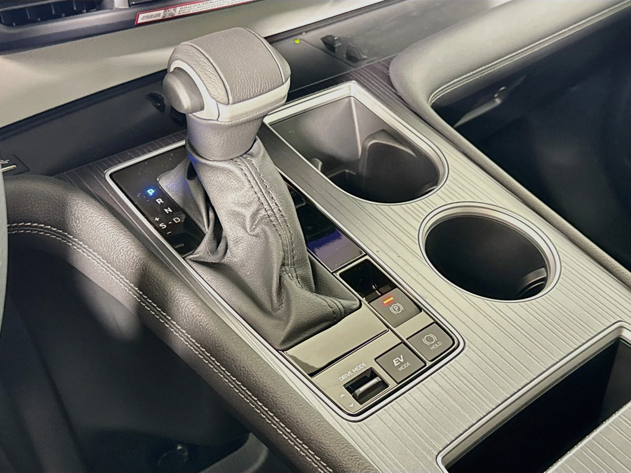 New 2026 Wind Chill Pearl Toyota XLE image 16