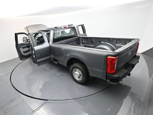 2026 Ford F-250 Super Duty XL - Photo 38
