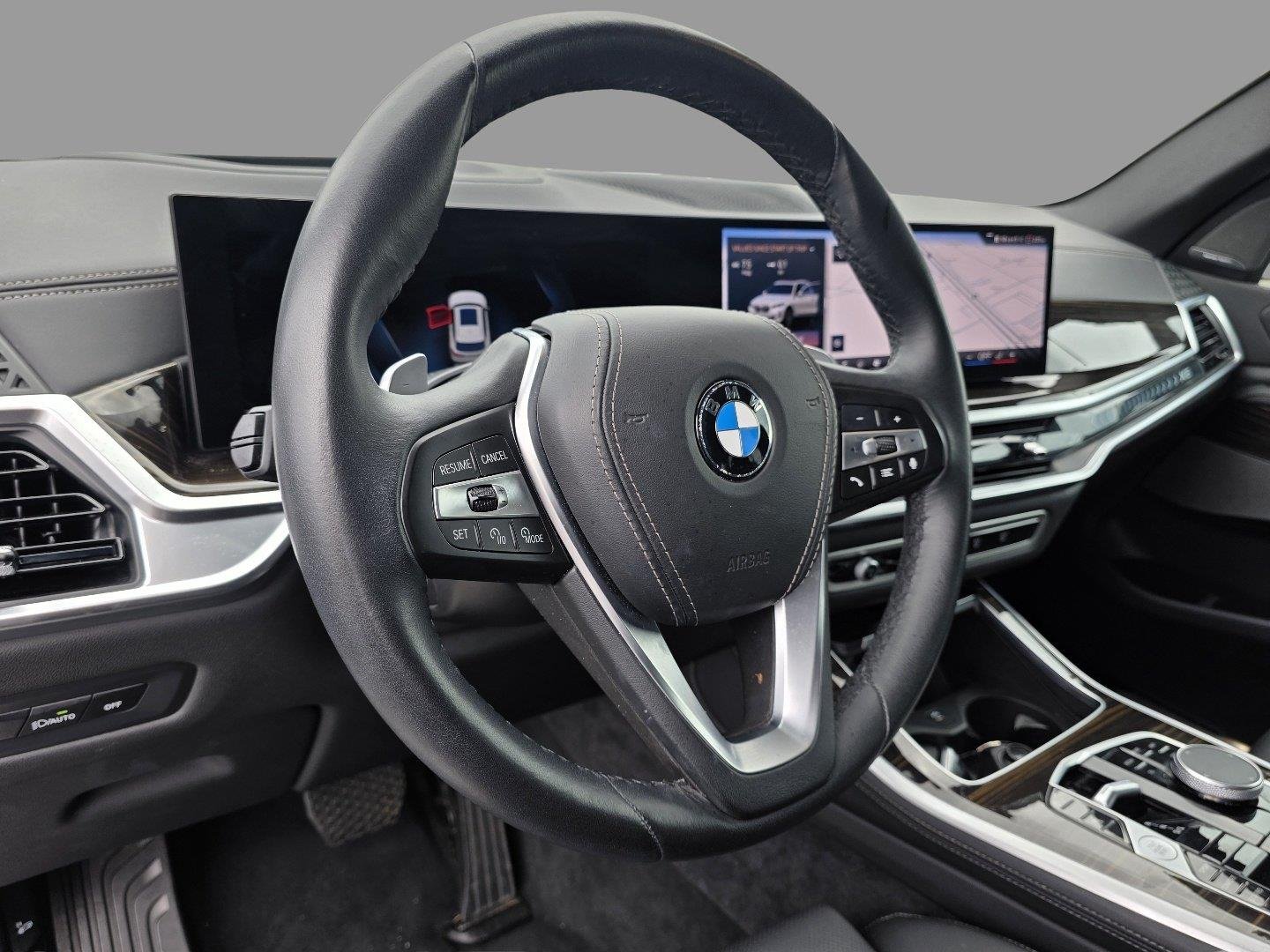 Used 2026  BMW sDrive40i image 10