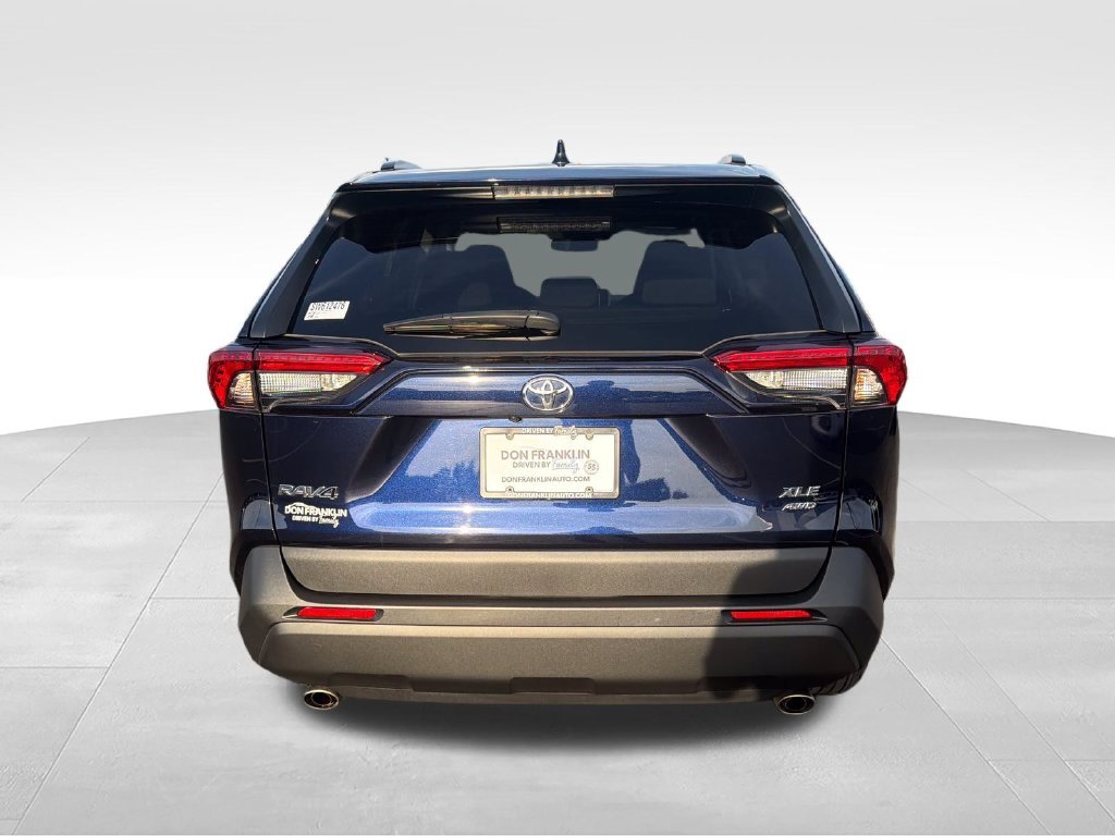 Used 2025 Blue Toyota XLE image 4