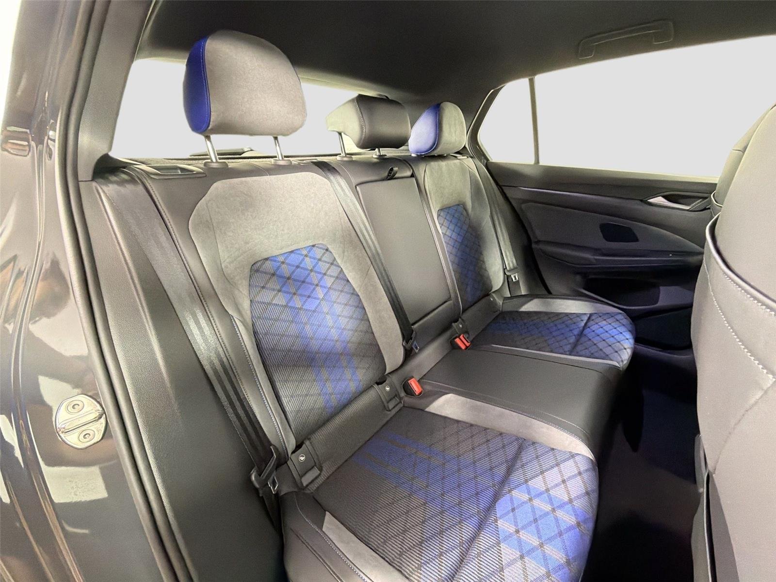 New 2026 graphite gray Volkswagen 2.0T DSG image 25