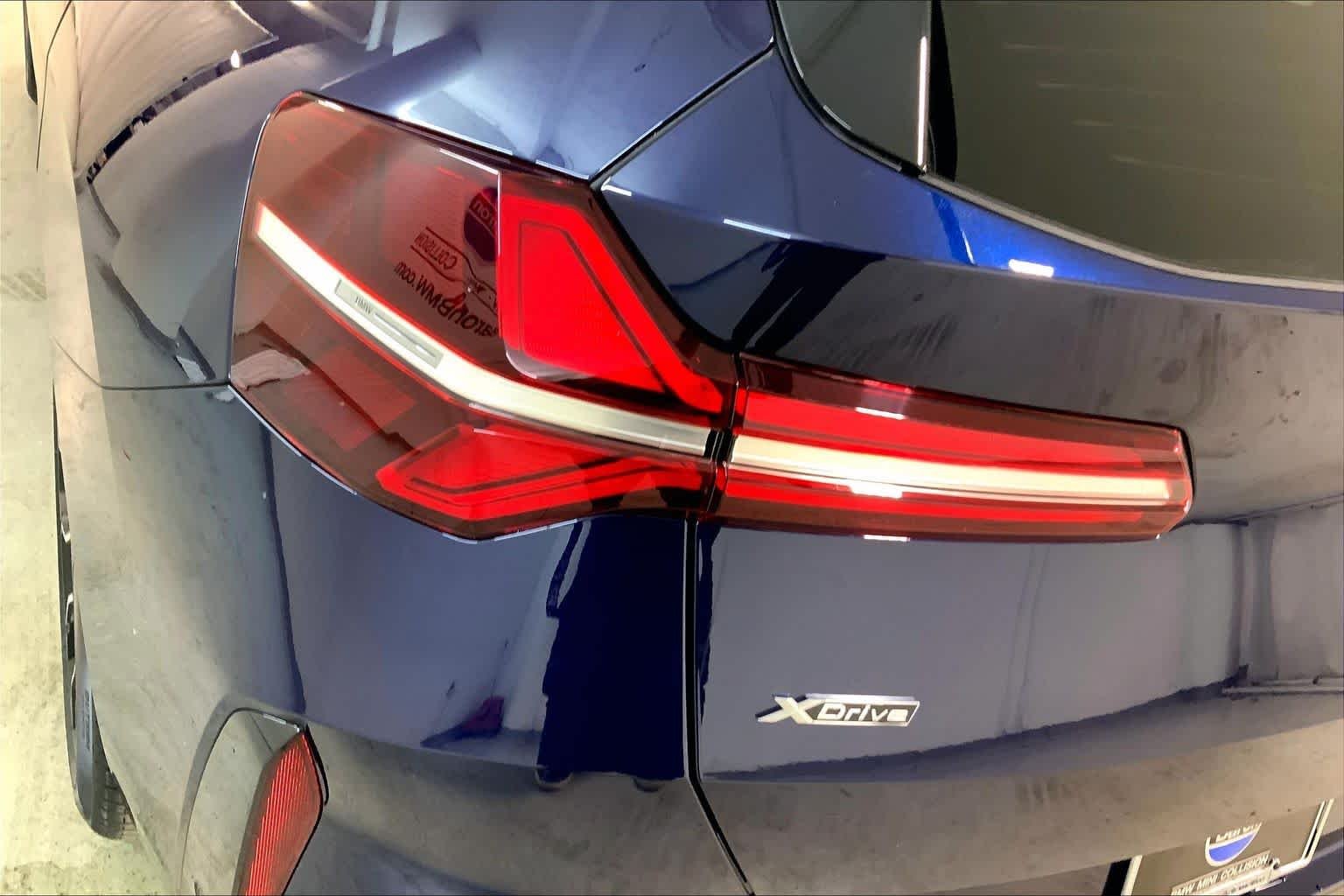 New 2026 Tanzanite Blue II Metallic BMW 30 xDrive image 14